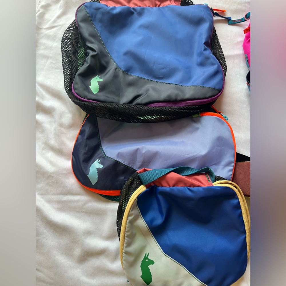 Cotopaxi Set of 3 Cubos Del Dia Travel Packing Cubes Like New!